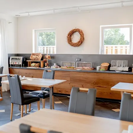 Donau-ries & Restaurante Delphi 3* Mertingen