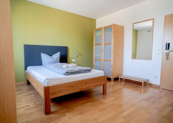 Ξενοδοχείο Donau-ries 3*